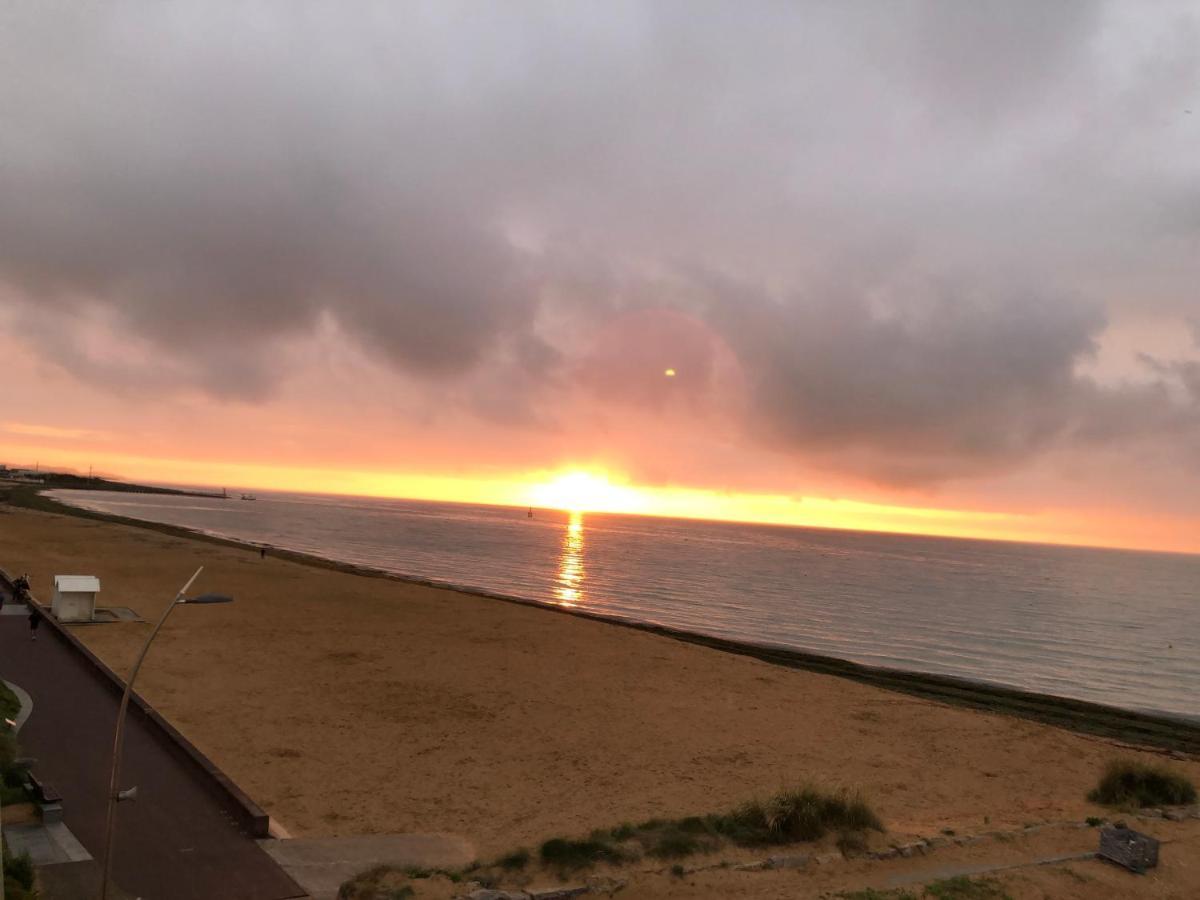 Ferienwohnung La Mouette Courseulles-sur-Mer Exterior foto